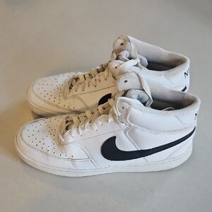 Nike Court Vision Mid